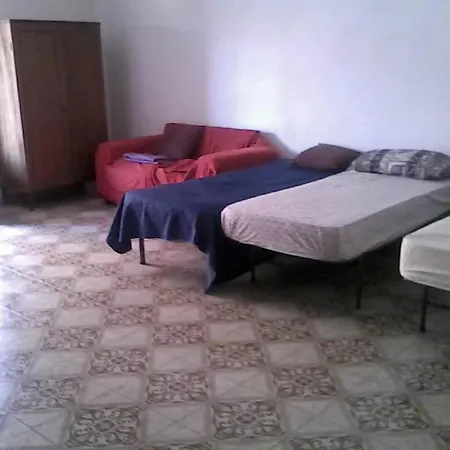 Center Apartment *